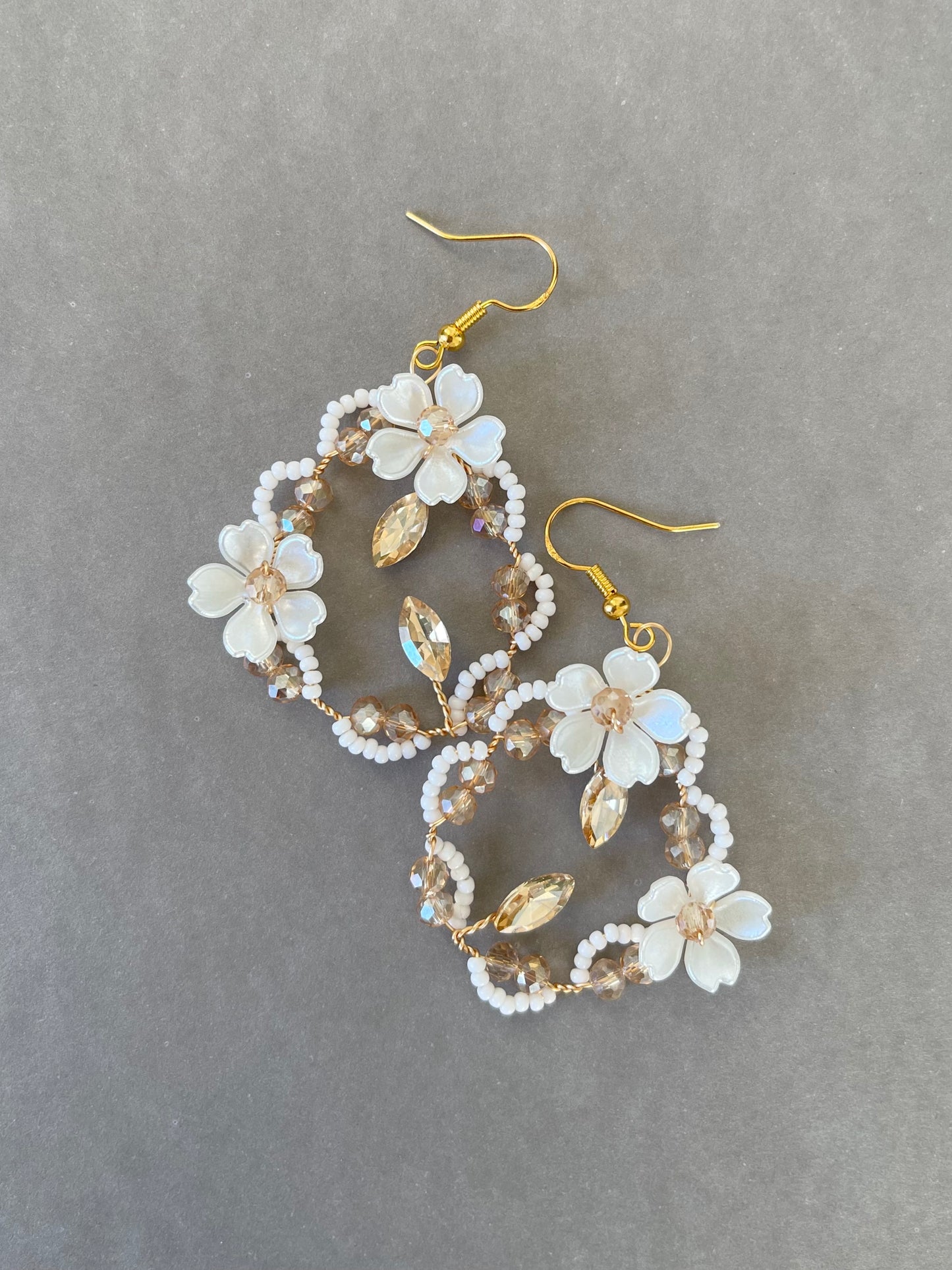 Floral gold earring